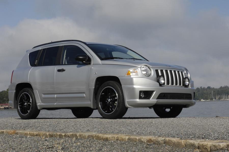  Jeep Compass 2007 года  (фото 35 из 100)